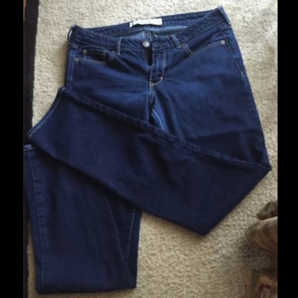 Abercrombie women’s skinny jeans